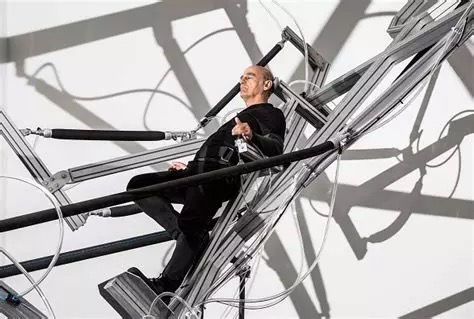 Stellarc (2020): "Reclining Stickman"